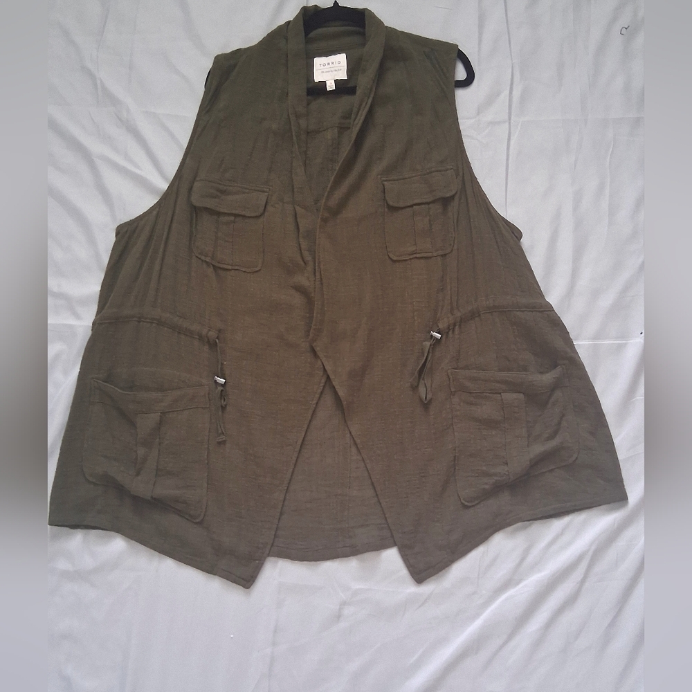 Torrid Olive Green Sleeveless Vest
